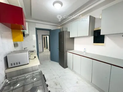 Appartement 4 pièces avec piscine — Cocody Riviera