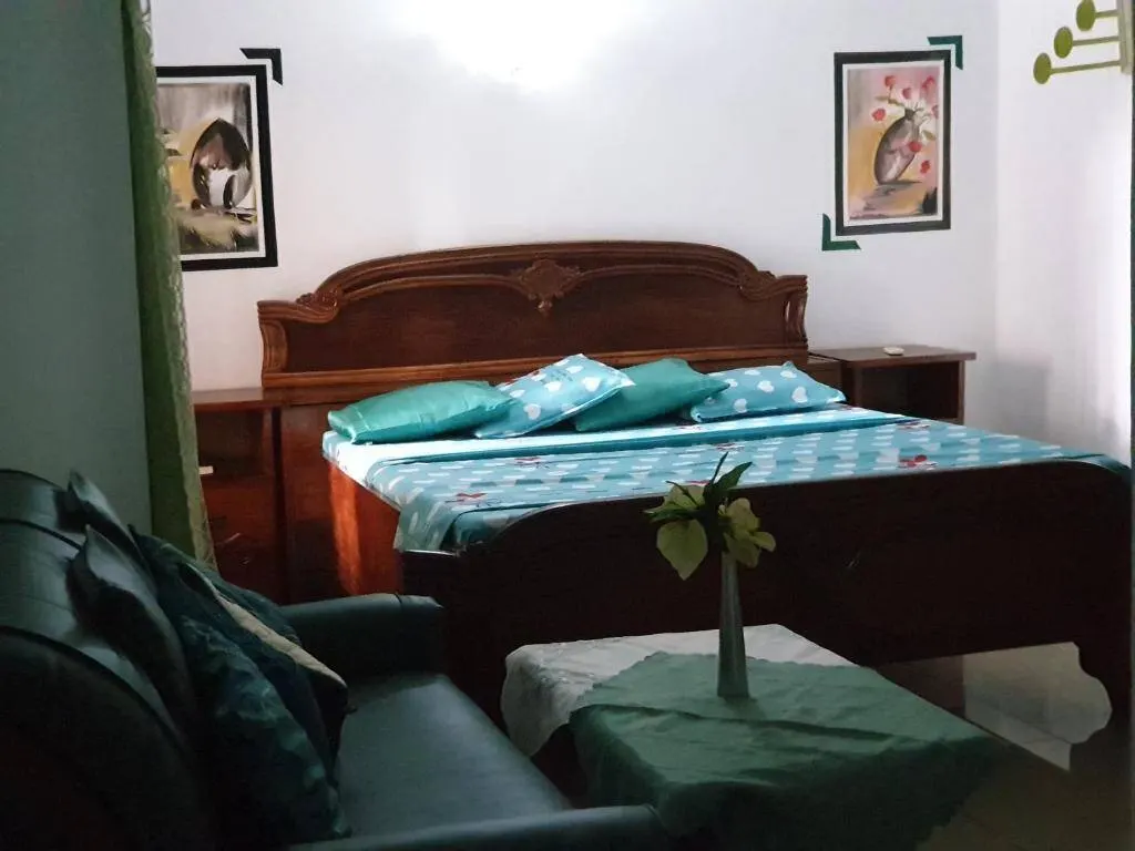 Studio meublé — Yopougon Cité CIE