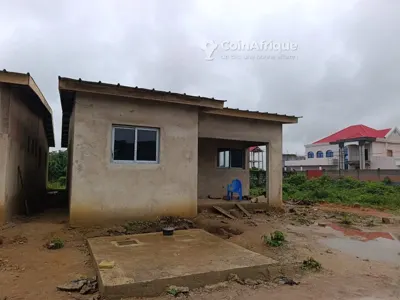 Villa basse 4 pièces — Bingerville