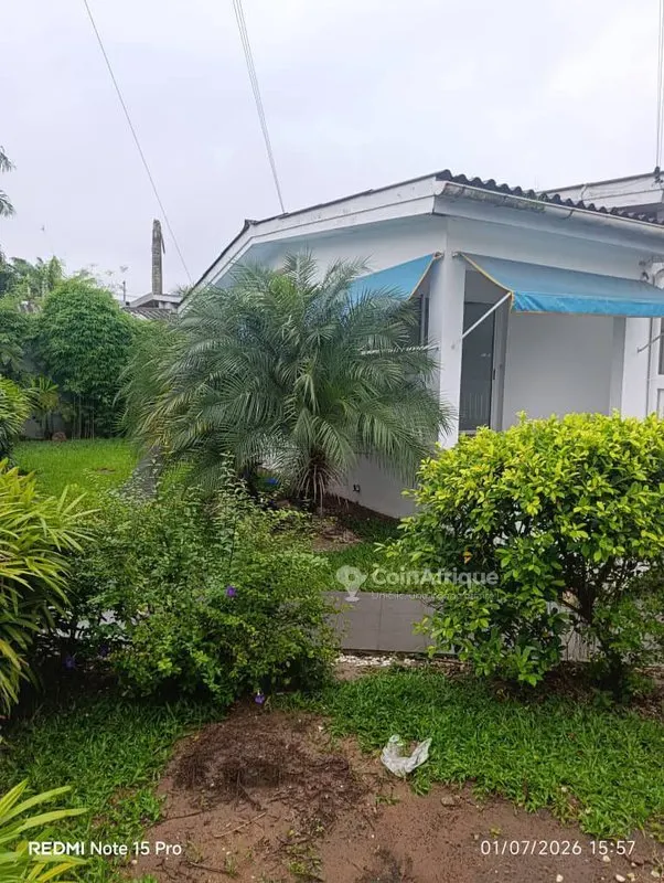 Villa basse 8 pièces avec 5 chambres autonomes — 2 Plateaux