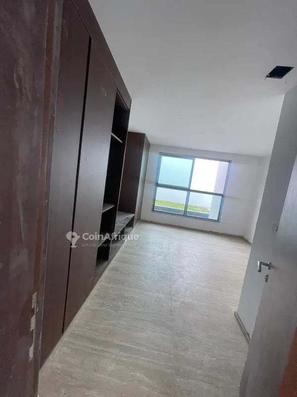 Villa duplex 7 pièces avec piscine — Riviera Golf