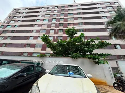 Appartement 3 pièces avec vue panoramique — Plateau