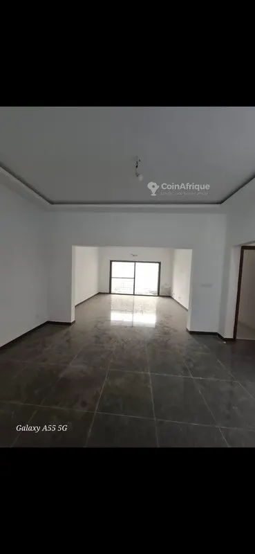 Location appartement 4 pièces - Cocody