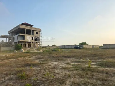 Terrain 497 m² proche lagune — Port-Bouët Amon Eugène