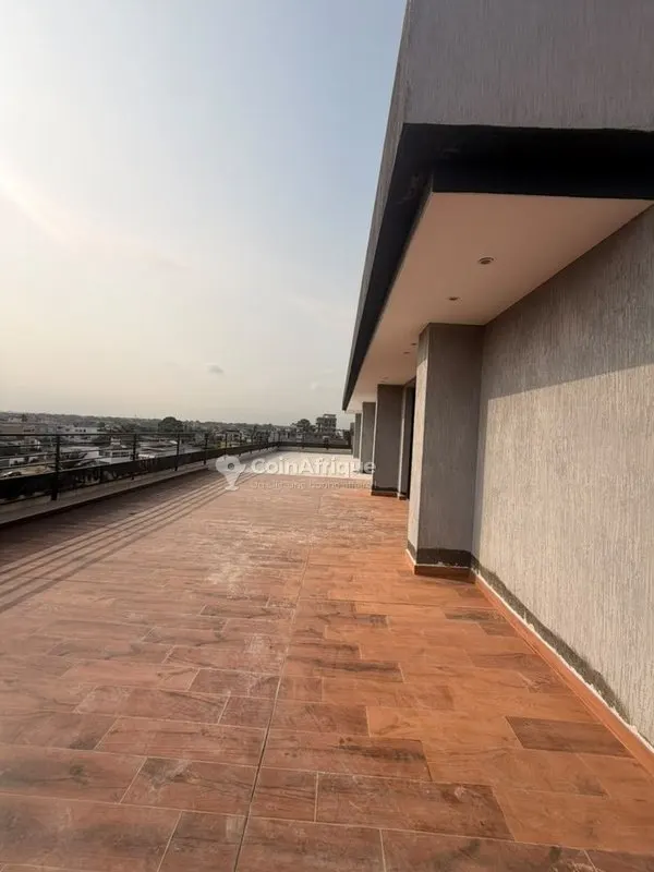 Location penthouse 6 pièces - Abidjan cocody