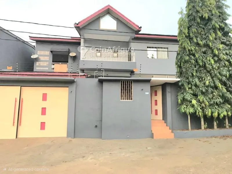 Villa duplex 4 chambres avec terrasse — Cocody Angré Bessikoi