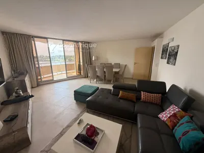 Appartement 3 pièces avec vue lagunaire — Plateau