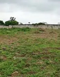 terrain cité Adoha · Bingerville