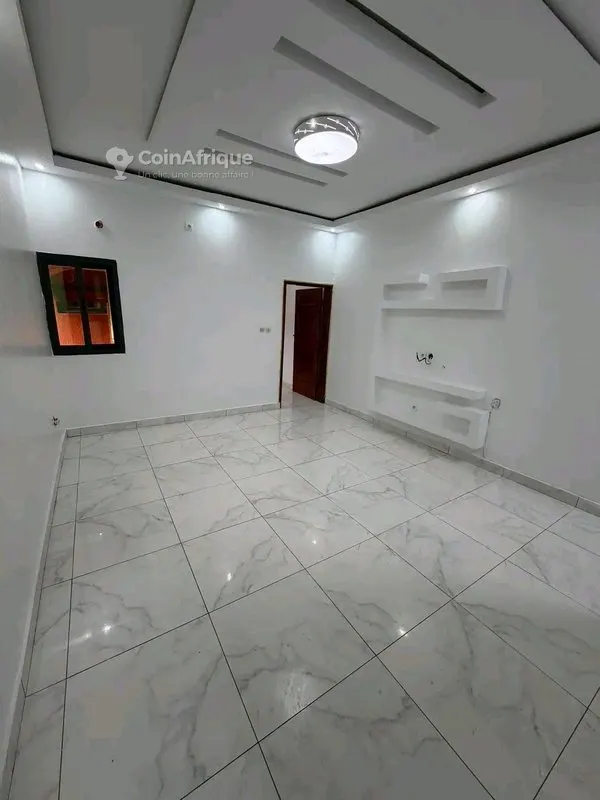 Location appartement 2 pièces à Angre gestoci