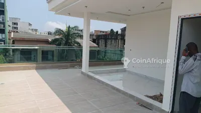 Triplex 6 pièces avec piscine — Cocody Riviera 4