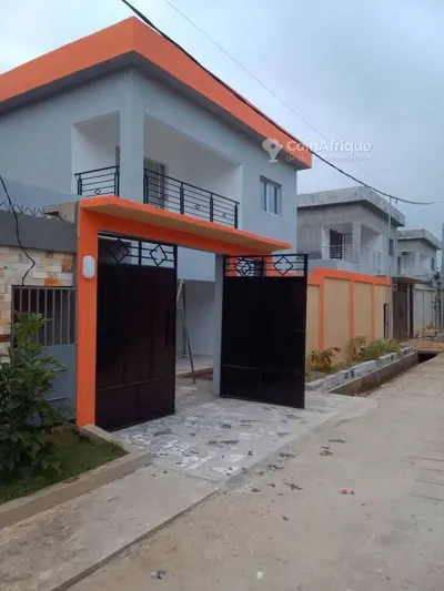 Villa — Bingerville