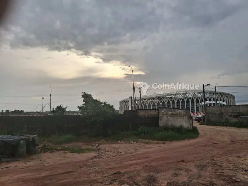 Terrain 8698 m² — Ayaman Ebimpé