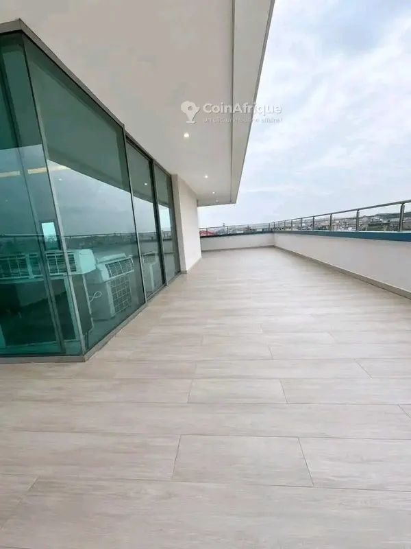 Location appartement 4 pièces à Bingerville