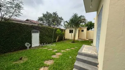 Villa duplex 6 pièces — Cocody Palmeraie Programme 5A