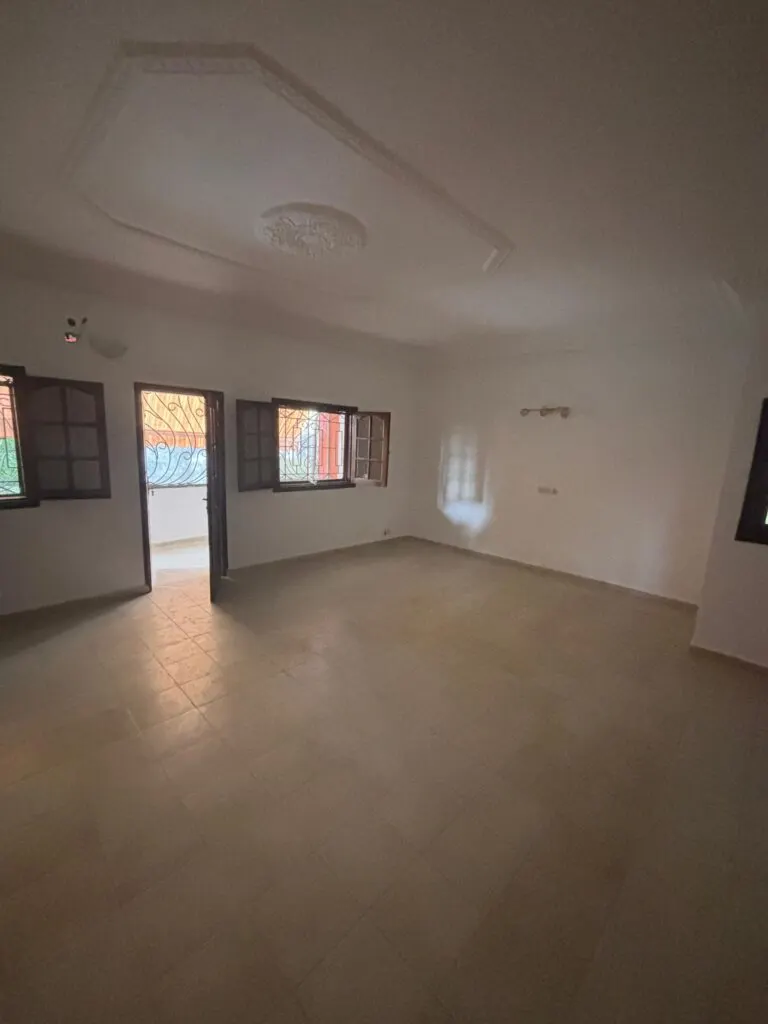 Maison 5 pièces 4 chambres — Cocody Attoban