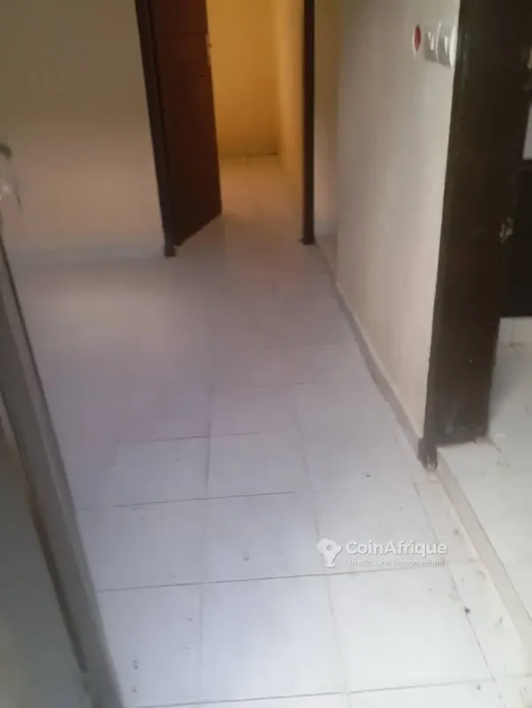 Villa 3 chambres — Niangon Sud