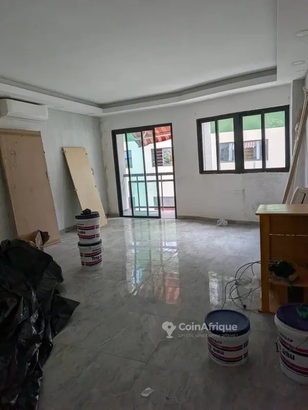 Appartement 4 pièces moderne avec ascenseur — Marcori