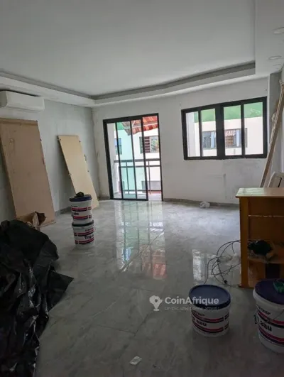 Appartement 4 pièces moderne avec ascenseur — Marcori