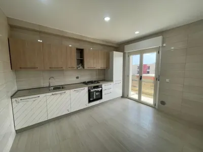 Appartement 4 pièces 3 chambres avec piscine — Cocody Bounomin