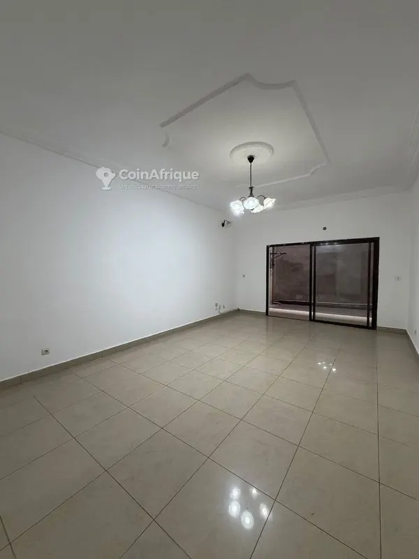 Appartement T3 — Angré 9e tranche