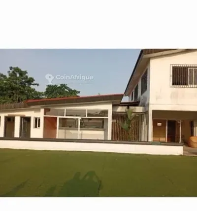 Villa duplex 10 pièces avec piscine — Cocody Sodefor