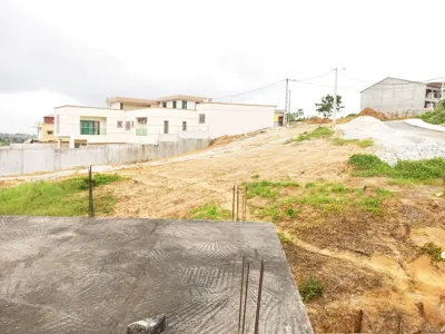 Villa duplex inachevé F5 — Bingerville Féh Kessé