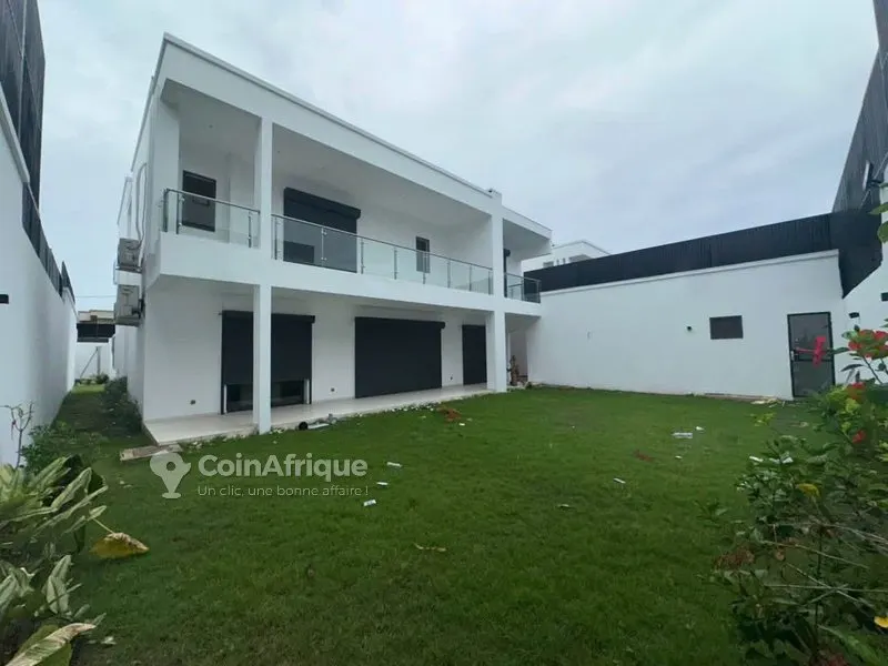 Location villa duplex 5 pièces - Riviera 4