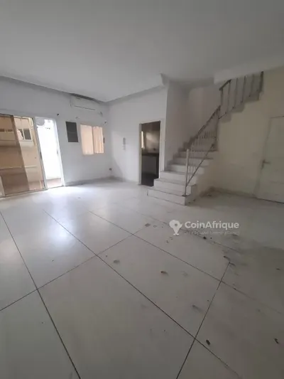 appartement Riviera 3 · Cocody