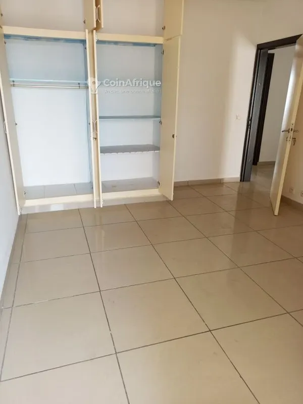 Appartement de standing — Zone 4