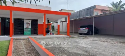 Villa duplex 1100 m² bureaux et commerces — Cocody Deux Plateaux